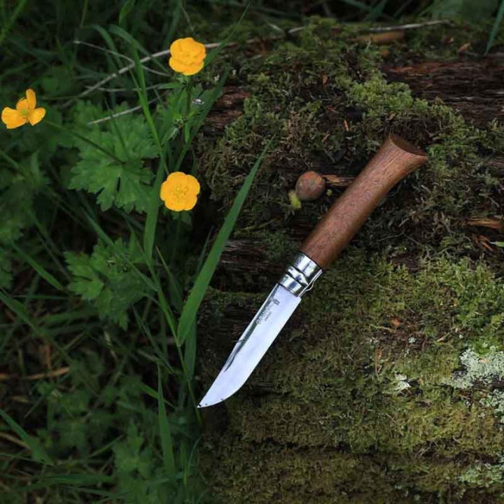 Couteau Opinel numéro 9 | Noyer